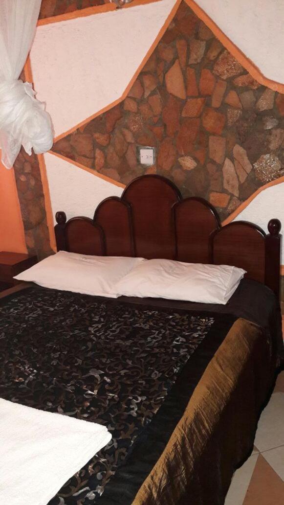 Marlin Guest Resort - Housity