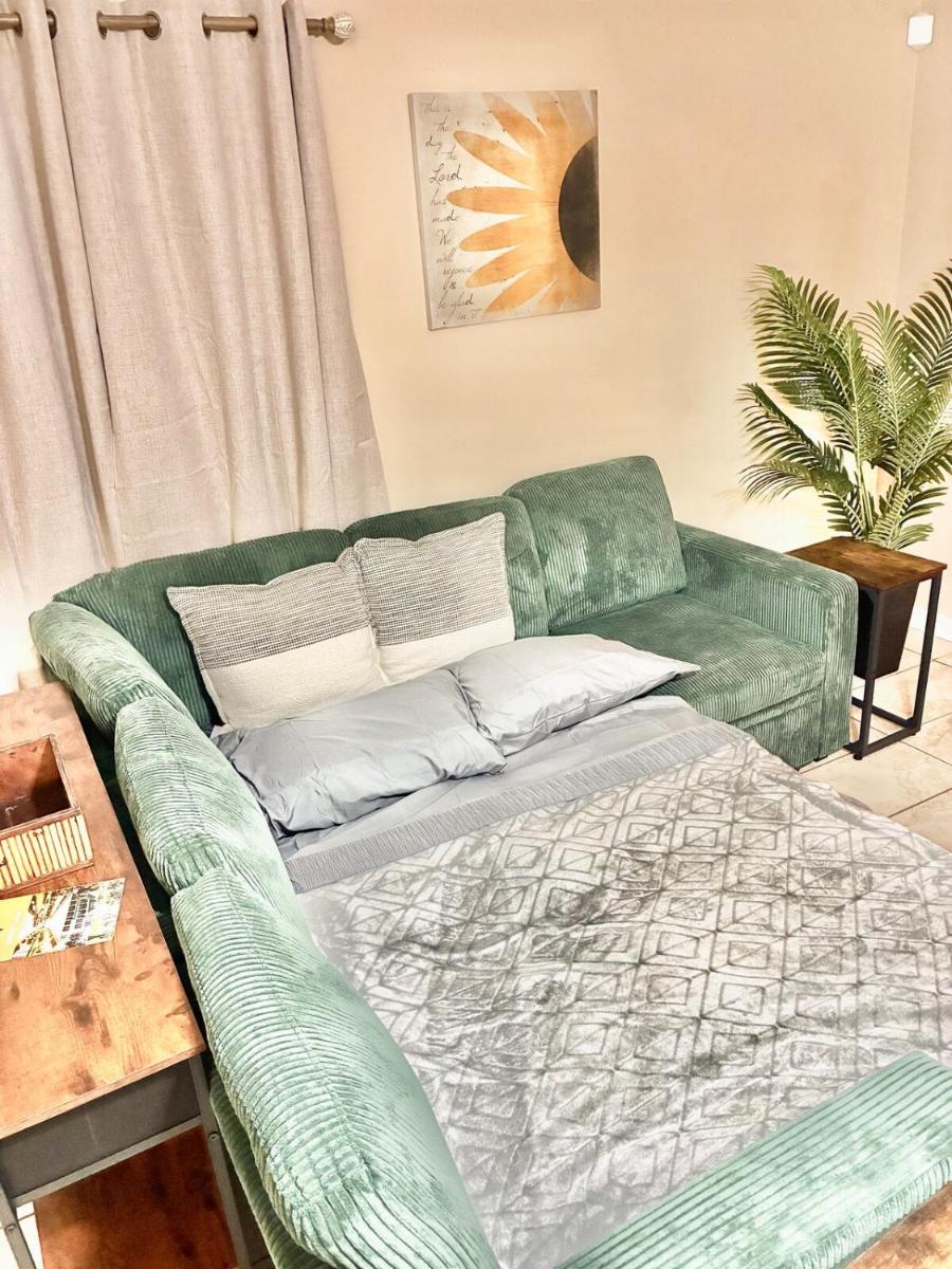 The Gumbo Getaway near Downtown Houma and NOLA - Housity