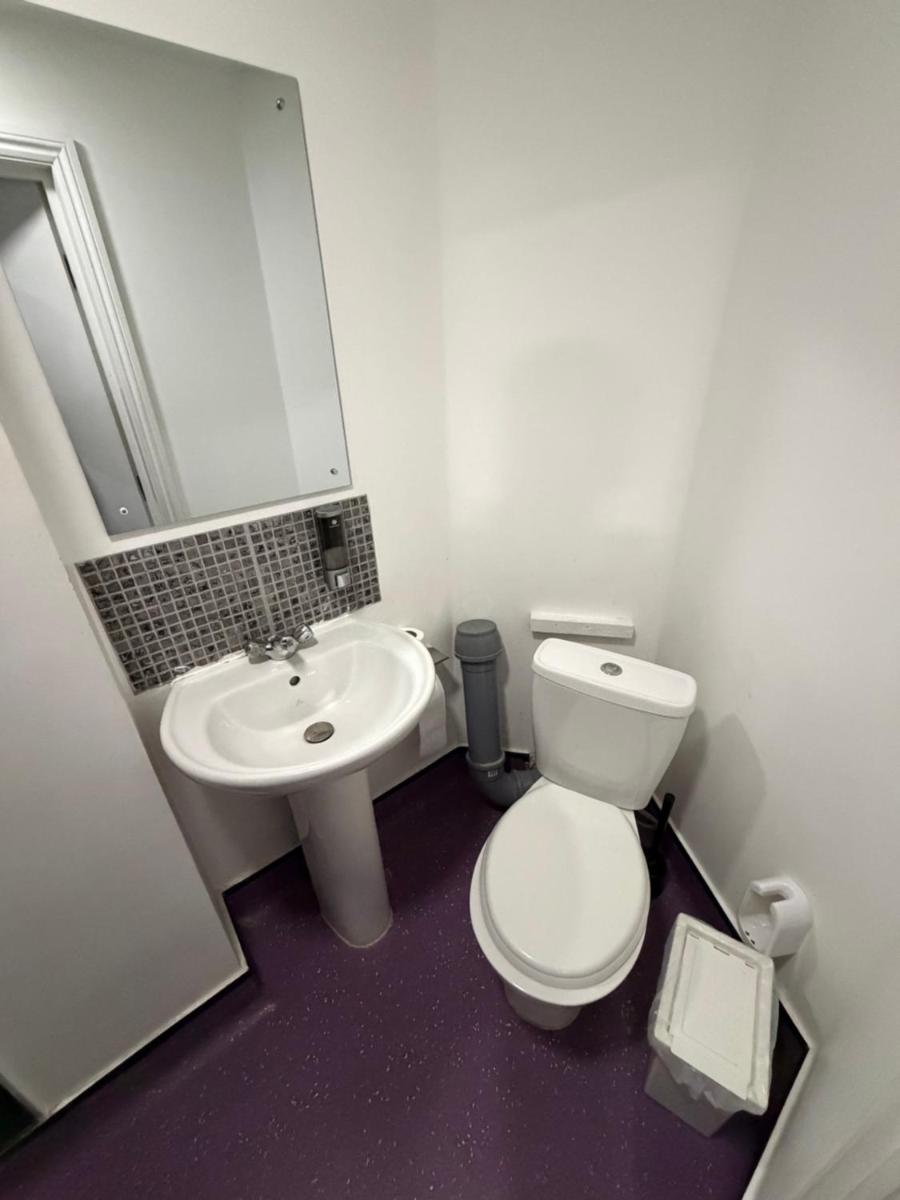TBH Hotel - Housity