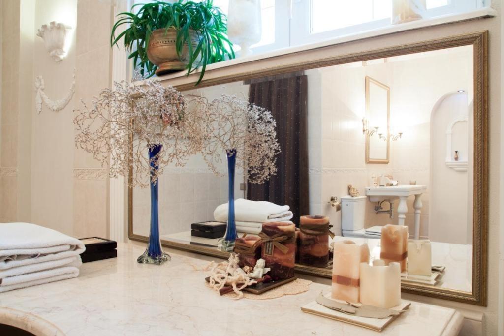 Stunning Private House in Green Central District - Housity