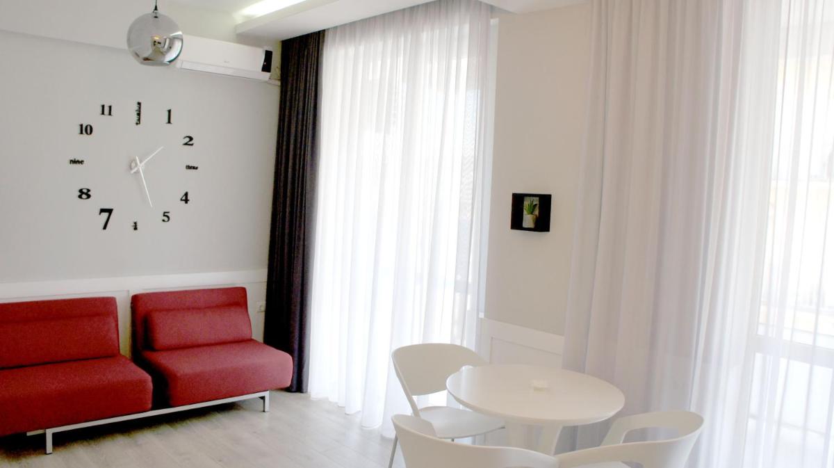 Happy Apartment 7 - Housity