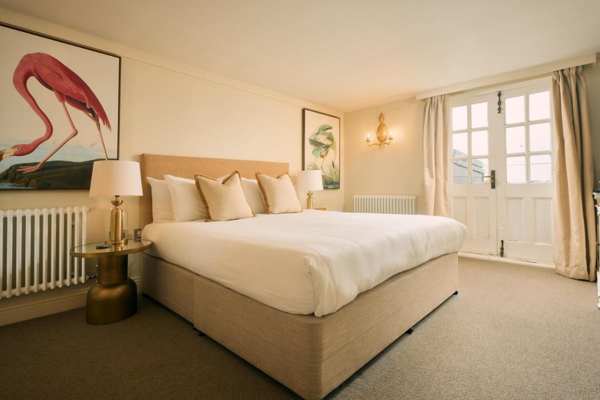 The Godolphin Hotel - Housity