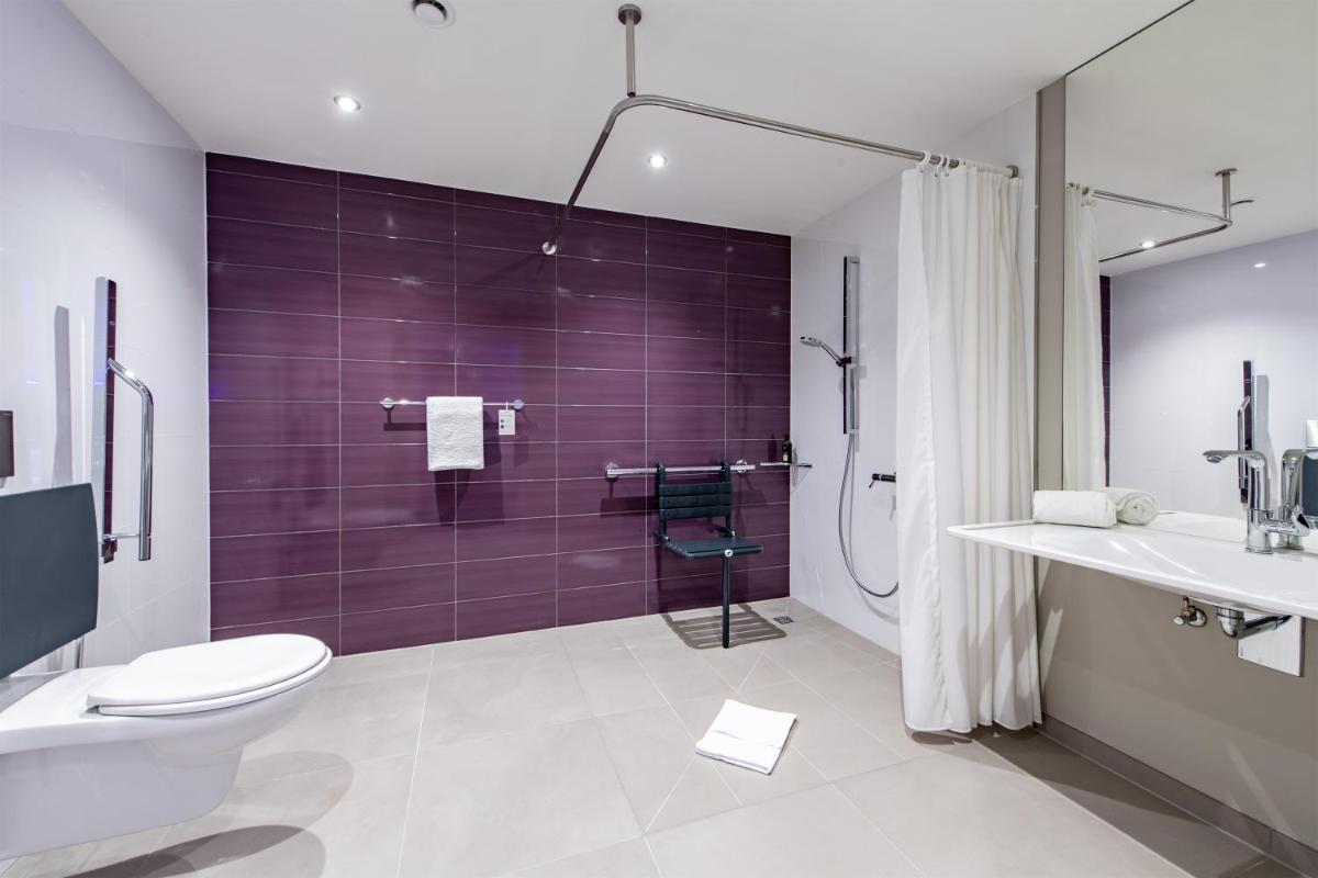 Premier Inn Essen City Centre - Housity