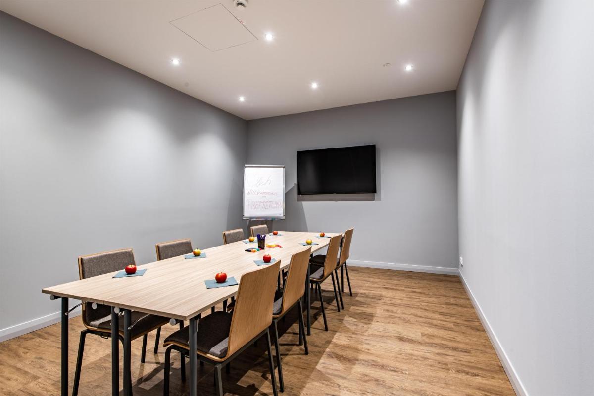 Premier Inn Braunschweig City Centre - Housity