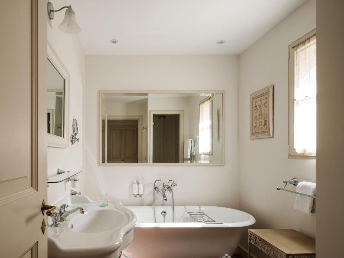 Salle de bains dans l'établissement Château de Berne