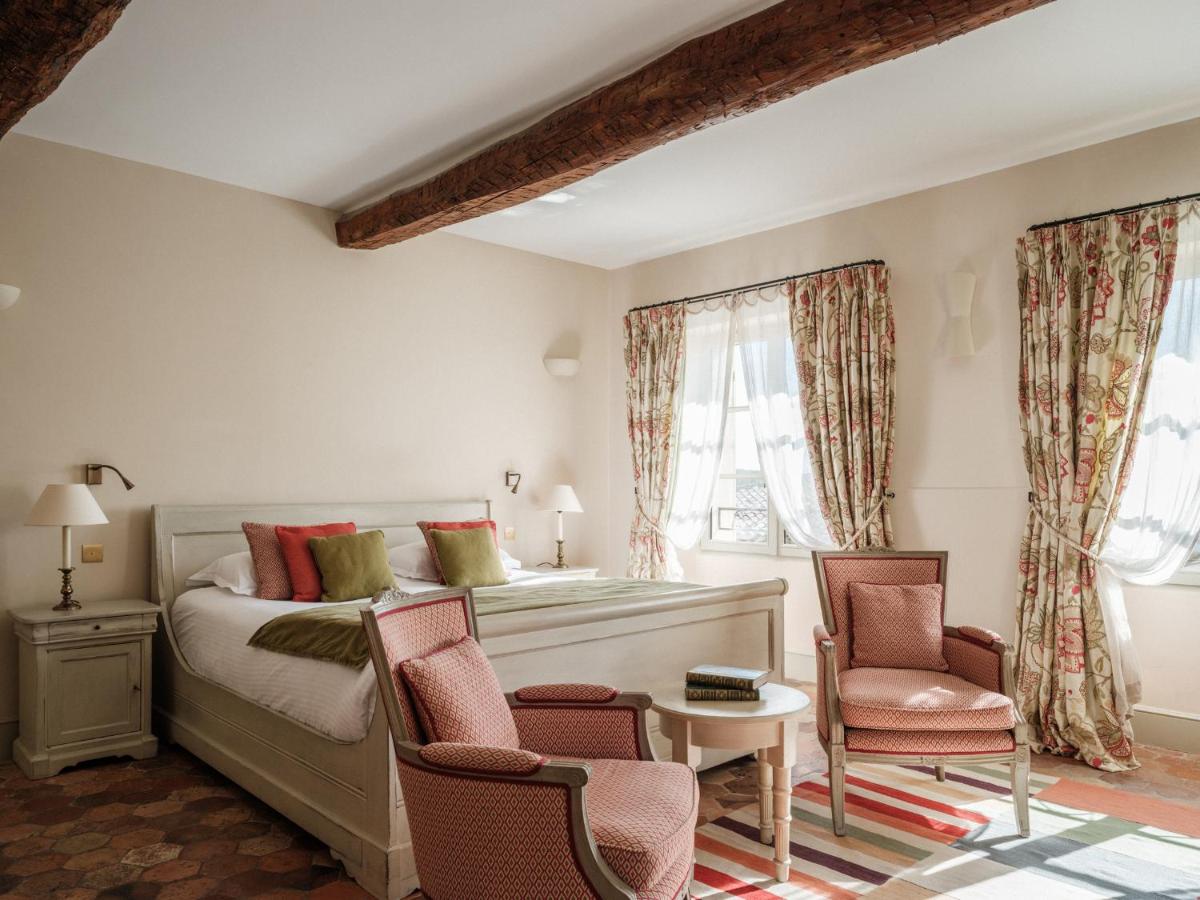 Coin salon dans l'établissement Château de Berne
