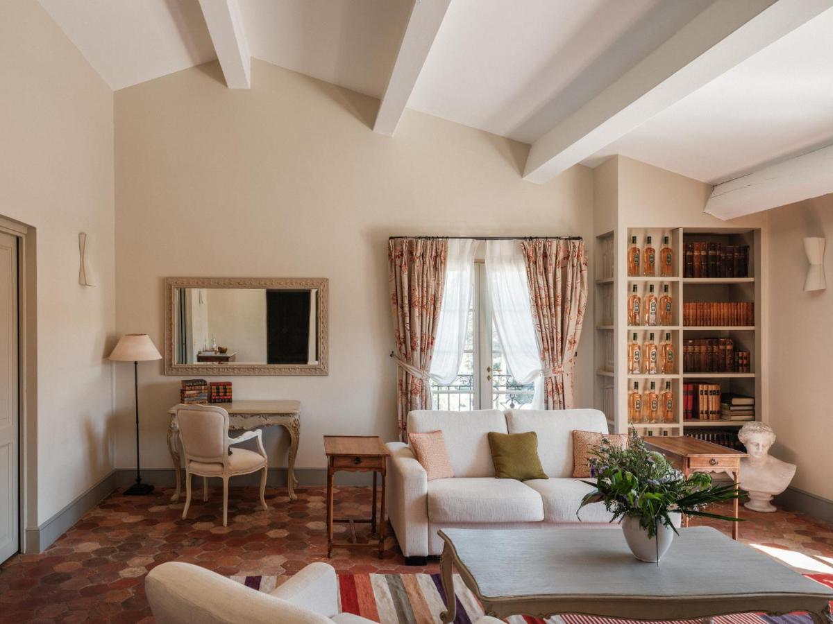Coin salon dans l'établissement Château de Berne