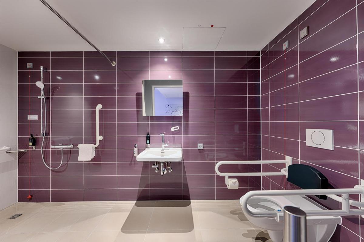 Premier Inn Düsseldorf City Friedrichstadt - Housity