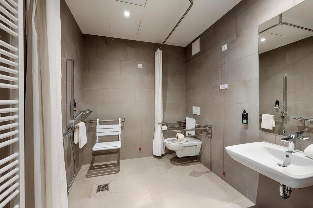 Premier Inn Wolfsburg City Centre - Housity