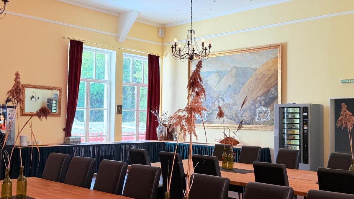 Hotel Blüchertal - Housity