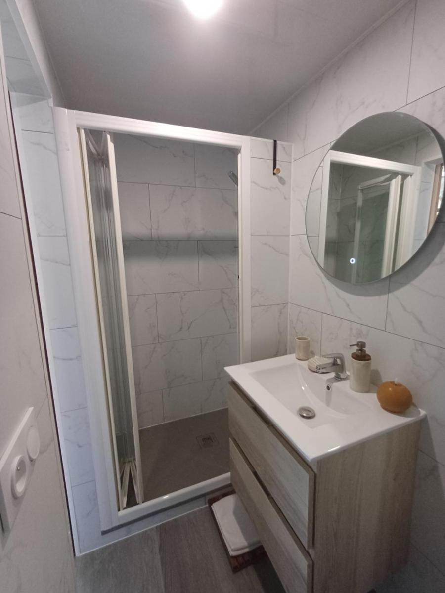 Houseboat Camargue - Lorenzo - Housity