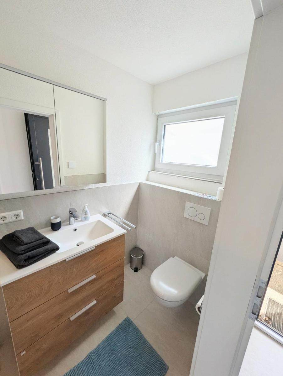 Modernes 1- Zimmer- Apartment am Fuße des Hohenstaufen - Housity