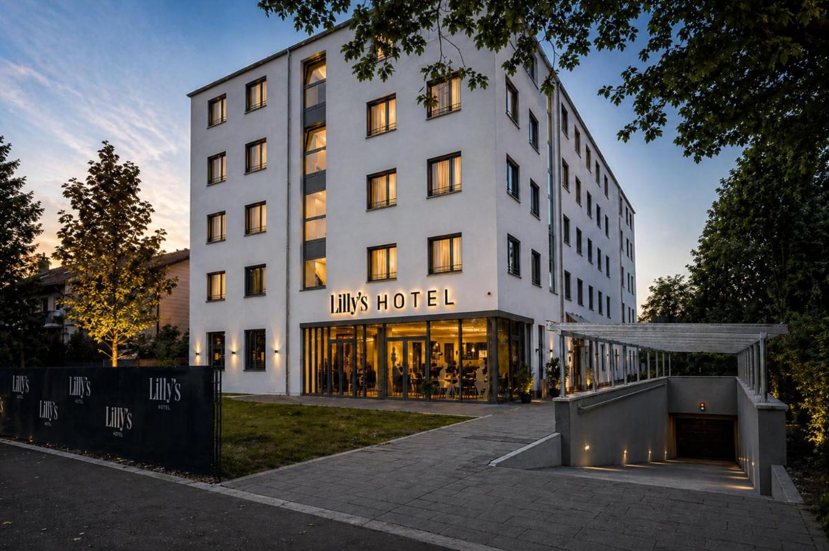 Lillys Hotel München - Housity