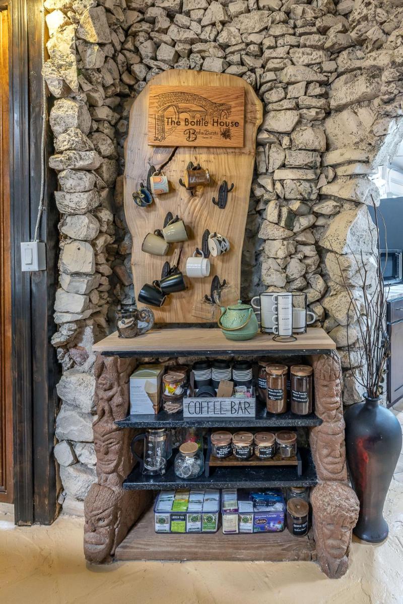 Tucson Bottle House - Both Main and Guest Houses - Housity