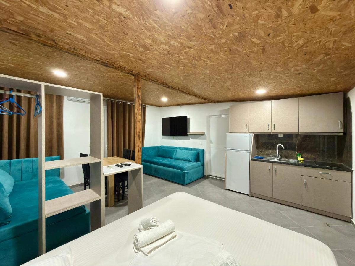 Full Moon Apartments - Hizvo