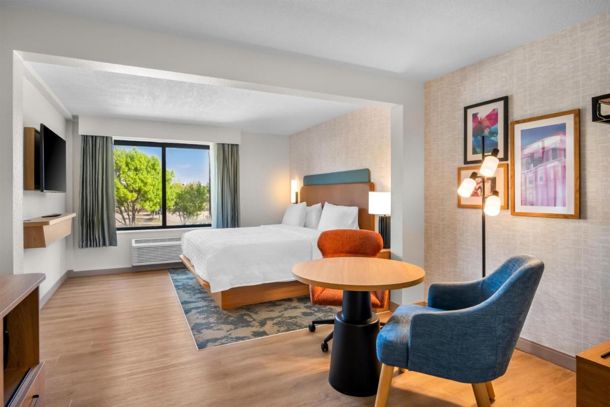 Hampton Inn By Hilton Addison Dallas - Housity