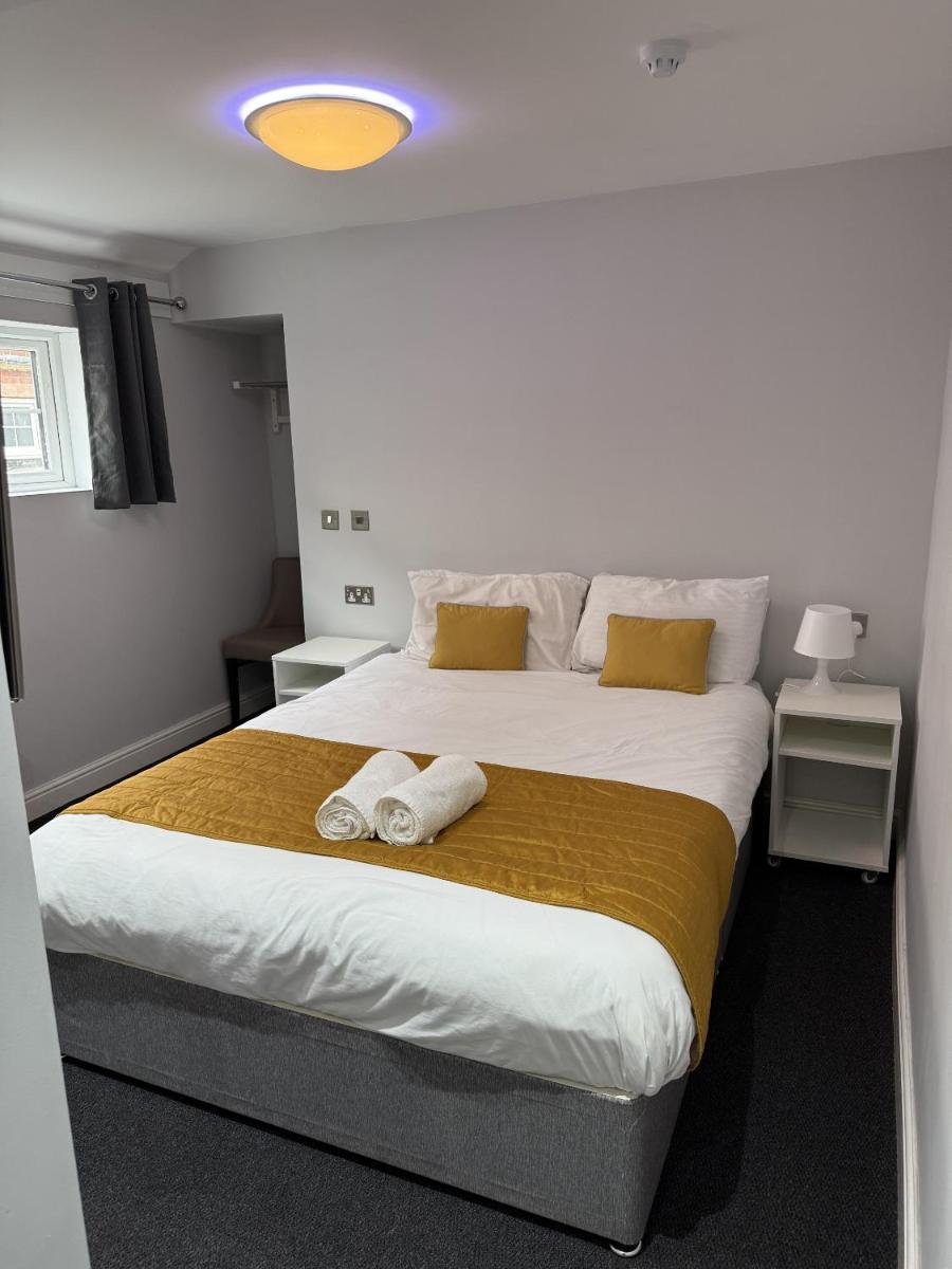 White Hart Hotel - Housity