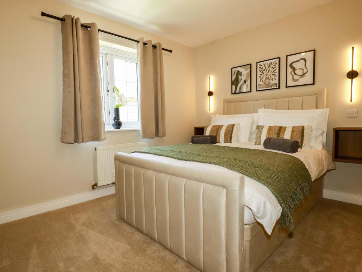Trelawney House - Housity