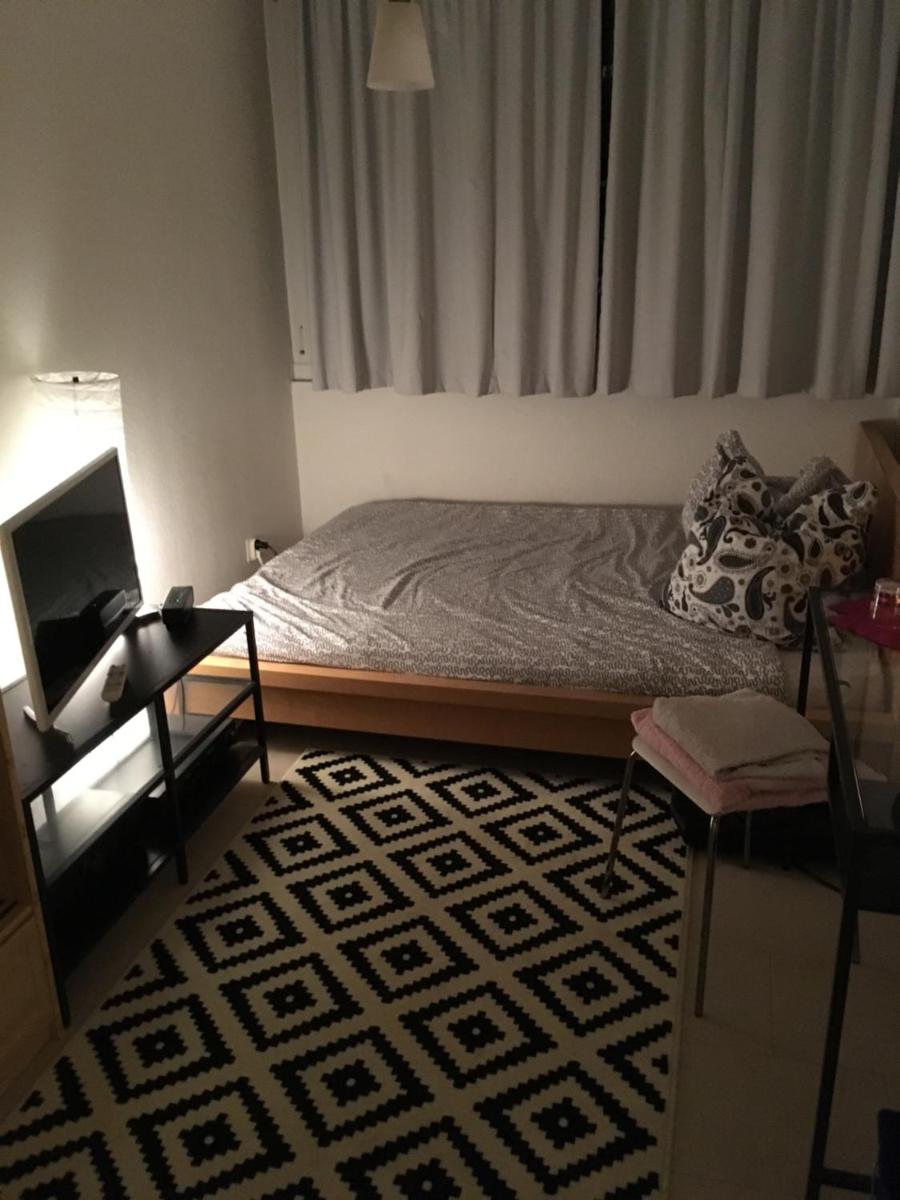 Private Room by Sarah - Housity