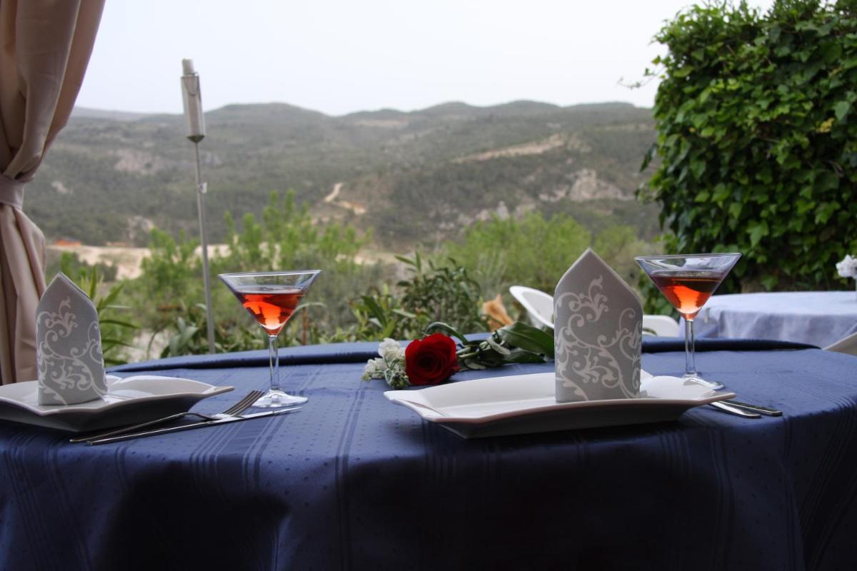 Suitetrails - L'Almàssera Casa Rural & Restaurant