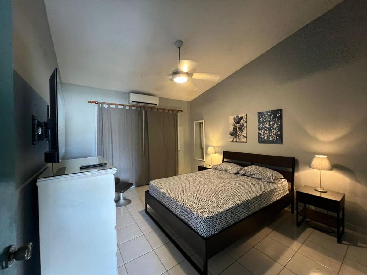 Lugo`s guest room - Housity