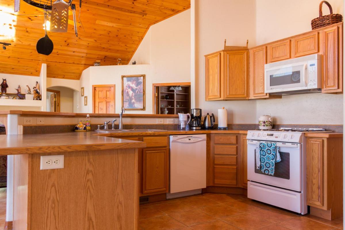 Mountain View Lodge - Grand Canyon - Housity