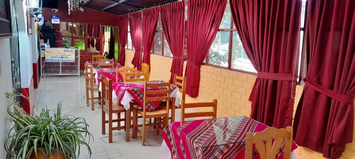 Hostal Selena - Housity