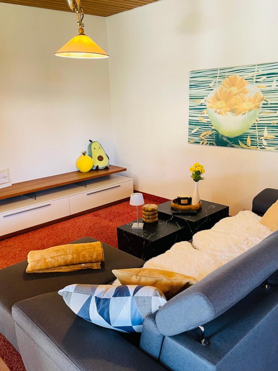 Die CLASSIQUE Suite 65qm - Viel Platz für Ihre Auszeit - Großer Eckbalkon, Badewanne, Vierbeiner- & Familien, Parkgarage -Poseidontherme AppHaus - Housity