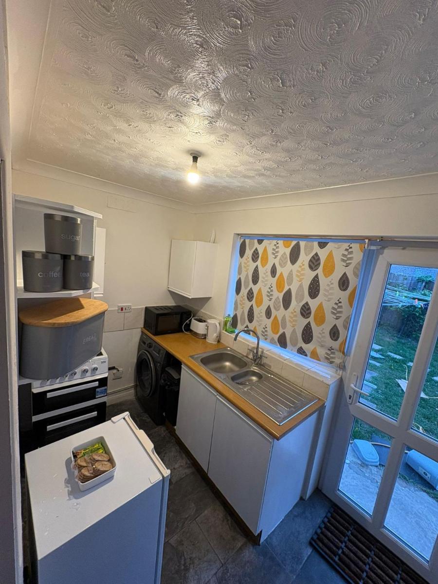 Guest house in Dartford - Housity
