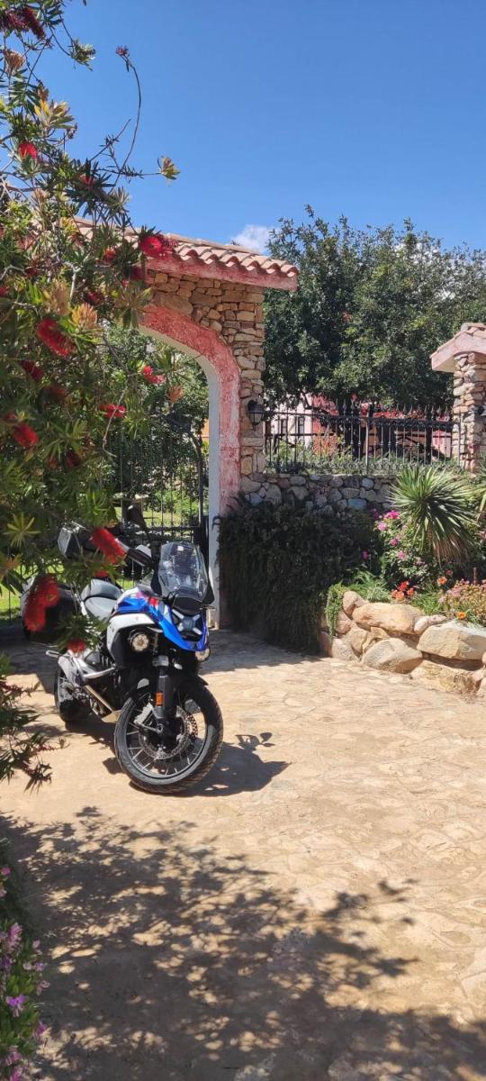 Hotel La Corte Rosada - Hizvo