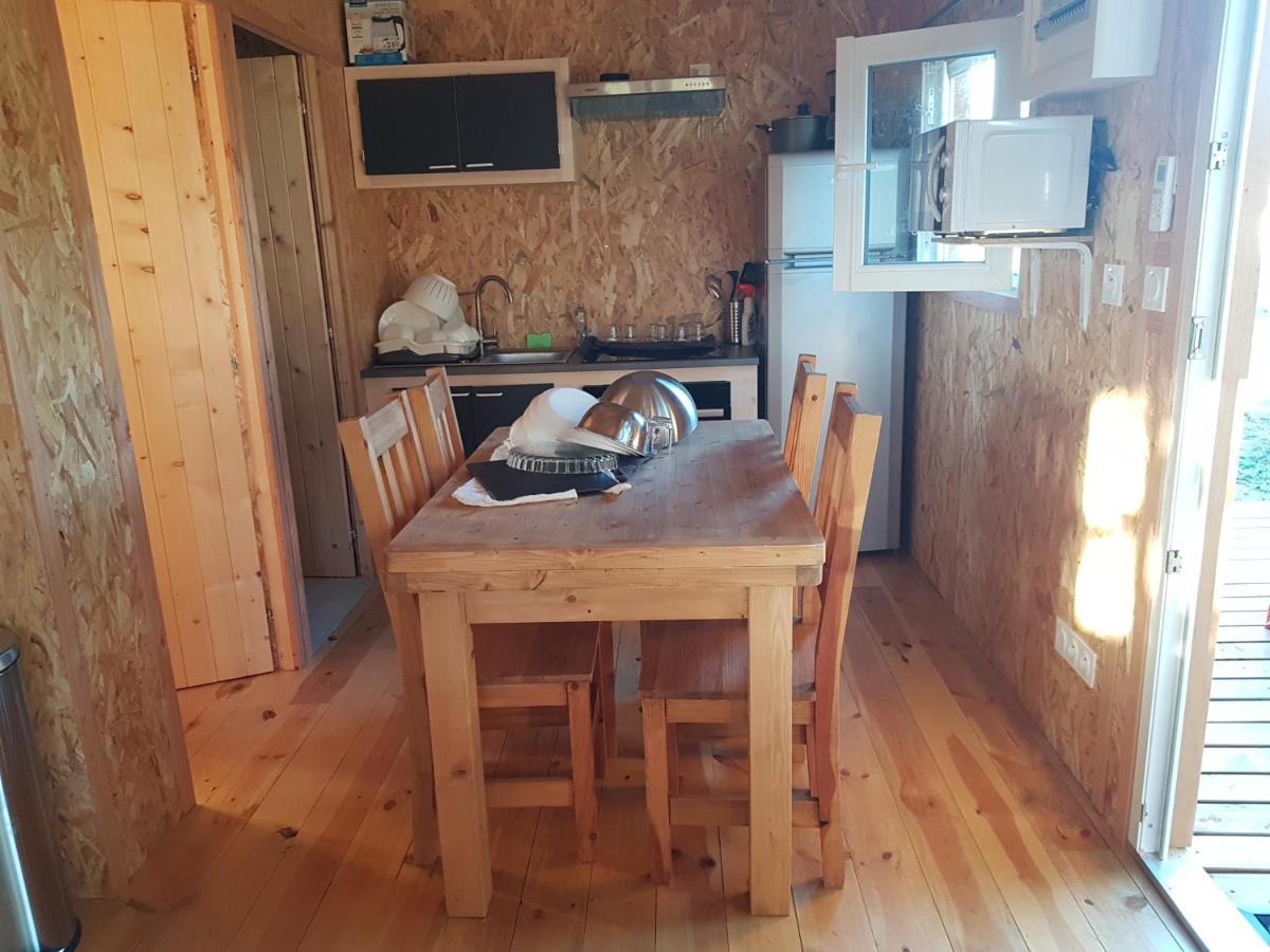 Chalet, chrysalide, ferme de Vovady - Housity