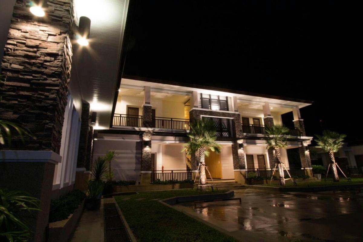Fortune Surin Hotel - Housity