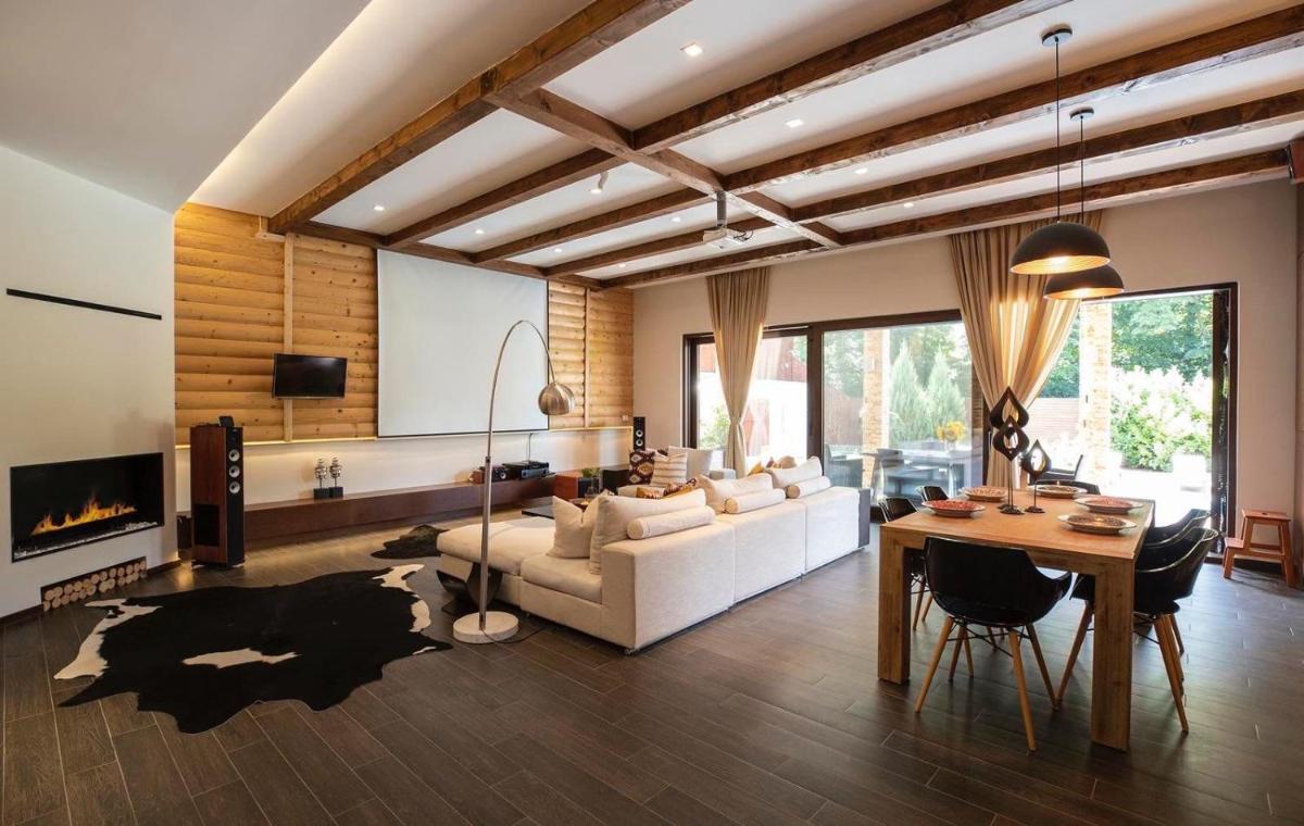 Luxury Pool Party Villa Krčedin - Housity