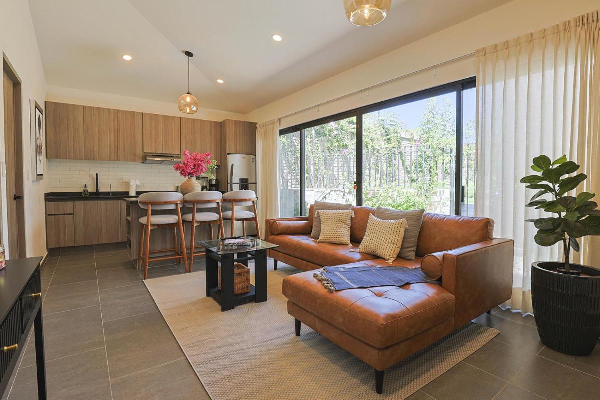 Private Hot Tub - Cozy 2BR Home in Nueva Escondida - Housity