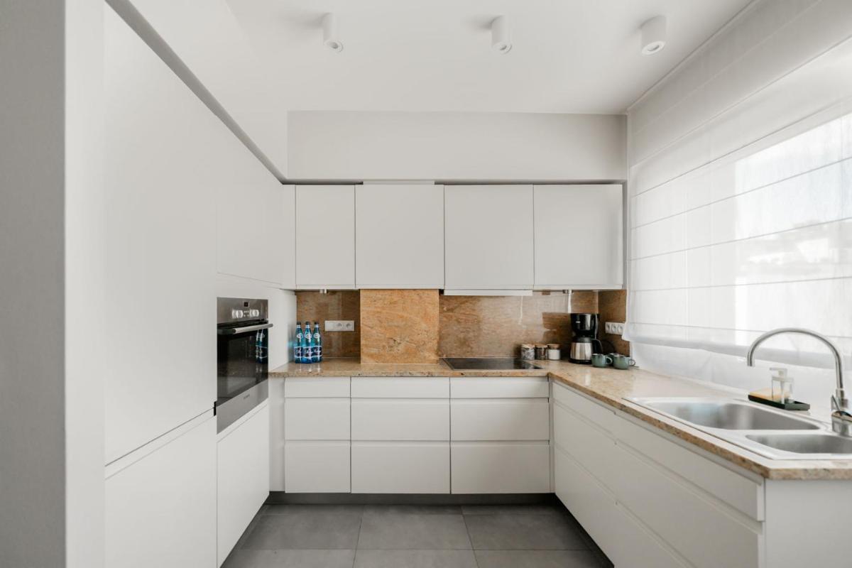 NiceOne Apartment Number 8 - W samym Centrum! - Housity