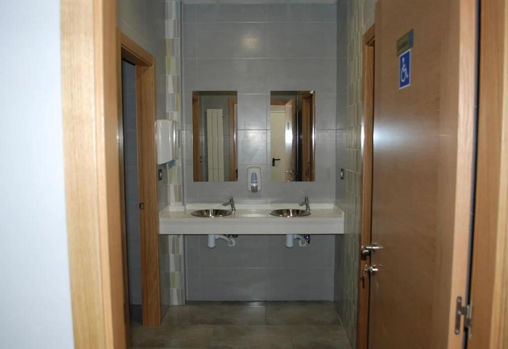 Albergue Outeiro - Housity