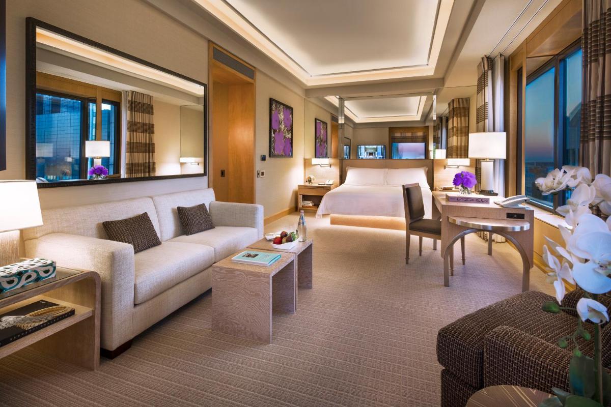 Suitetrails - Four Seasons Hotel New York
