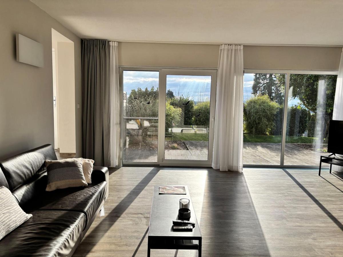 Ferienwohnung-mit-grosser-Terrasse-und-Garten-fuer-Geniesser - Housity