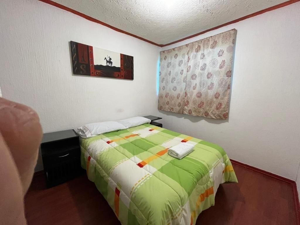 Casa amplia con 4 recamaras y 3 baños completos - Housity