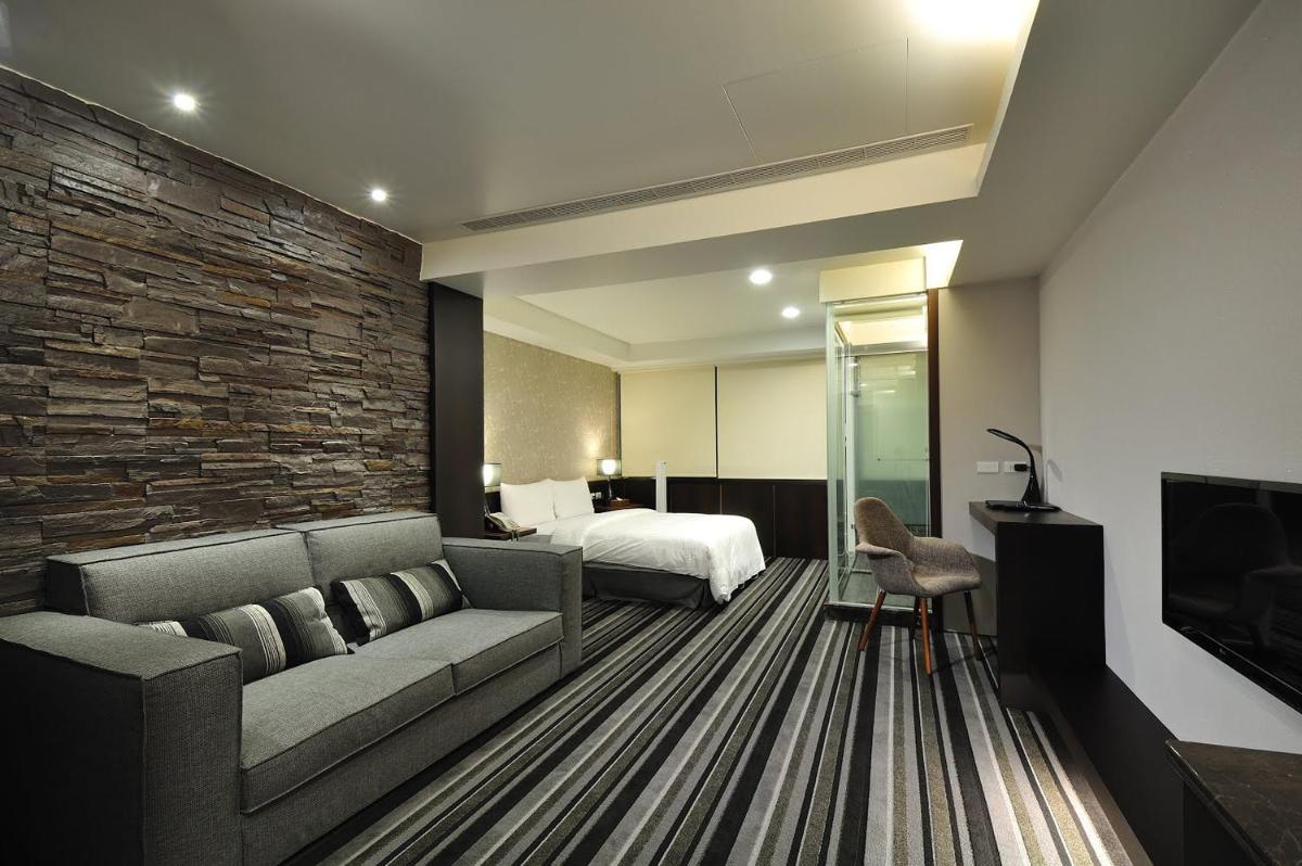 Sun Sweet Hotel - Housity