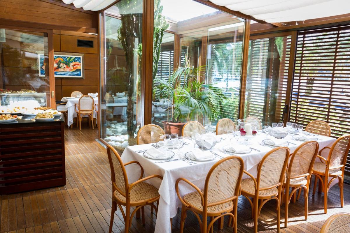 Hotel Della Baia - Housity
