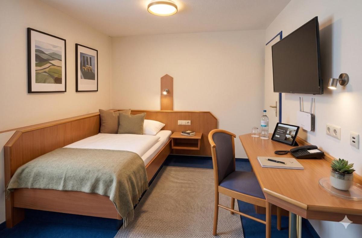 Hotel Garni Kreuzäcker - Housity