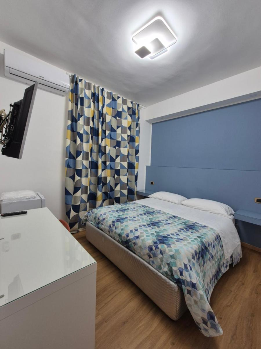 Il Giramondo - Housity