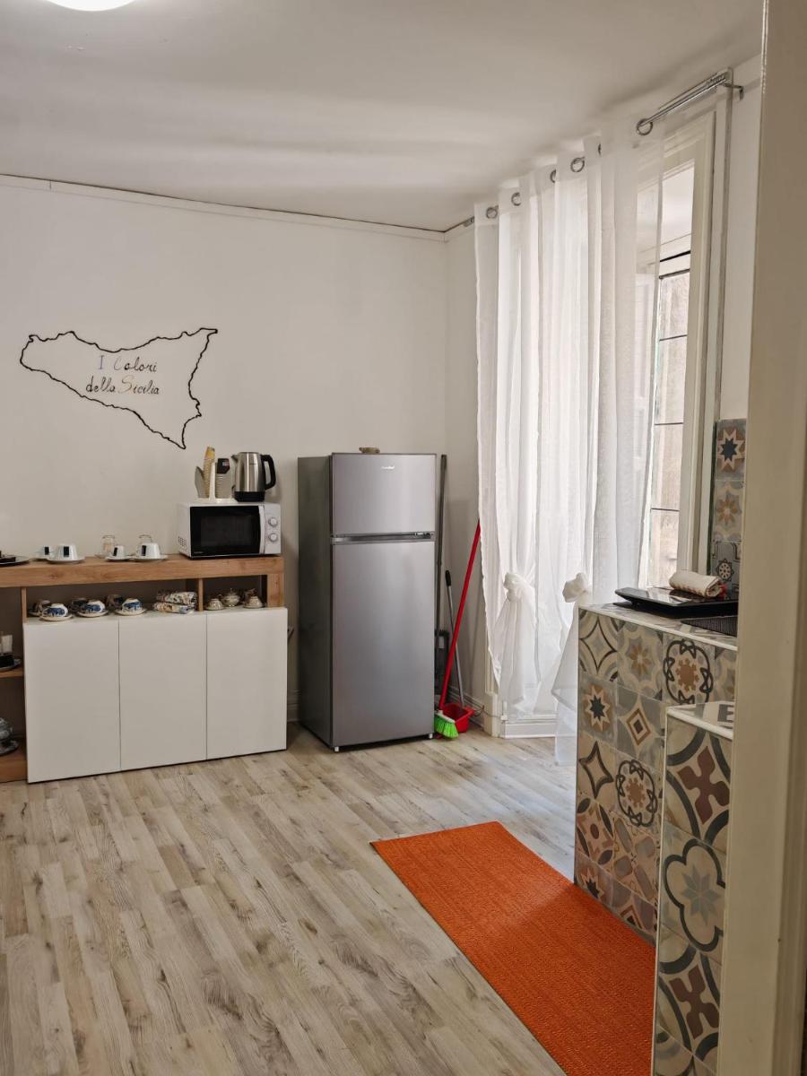 I Colori della SICILIA - Housity