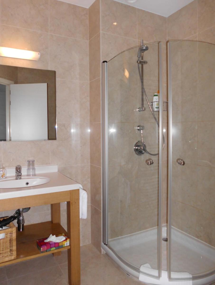 Rooms & Apartments Housingbrussels - Housity