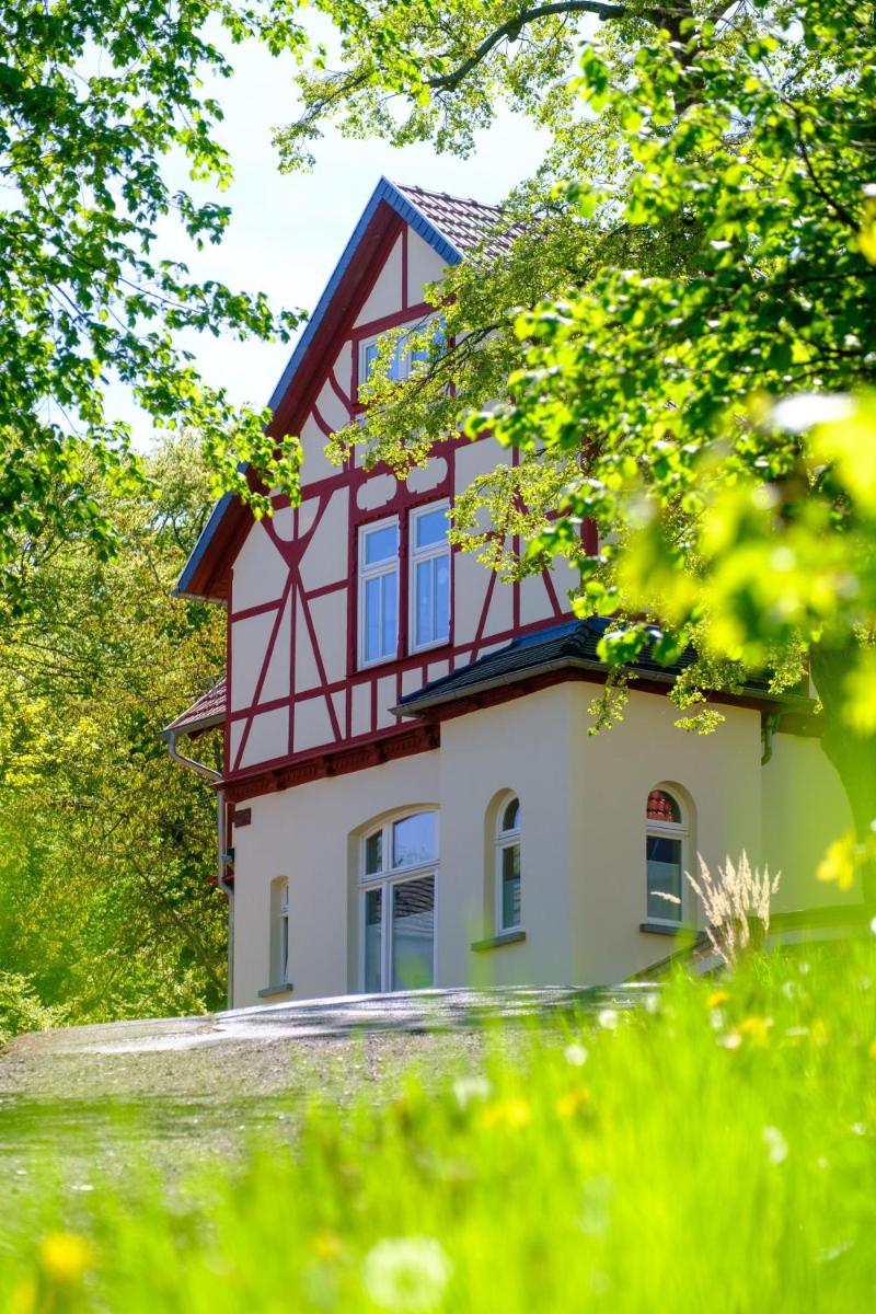 stylisches Apartment im Villenviertel - Housity