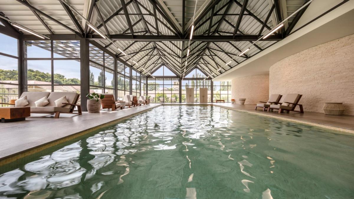 Le Grand Pavillon Chantilly - Housity