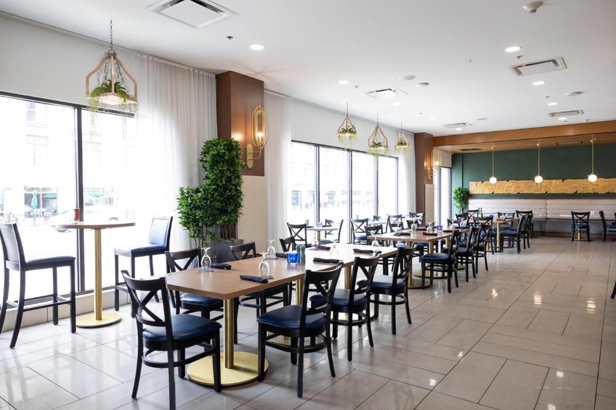 Hotel Indigo Detroit Downtown, an IHG Hotel - Housity