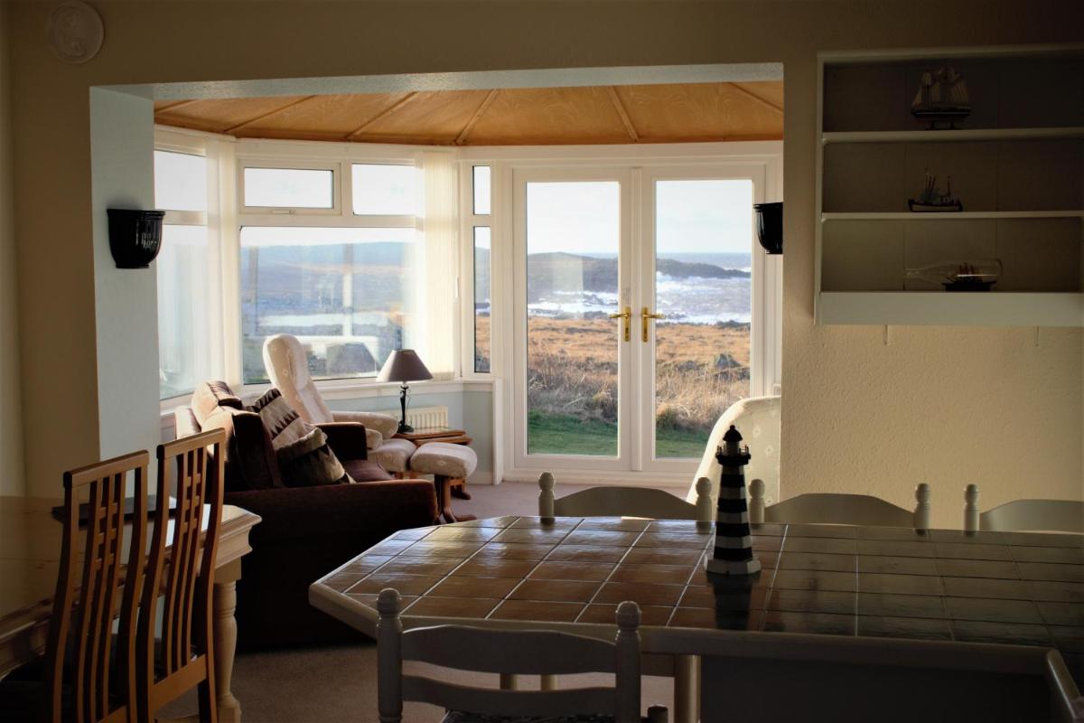 Corsewall Lighthouse Hotel - Housity