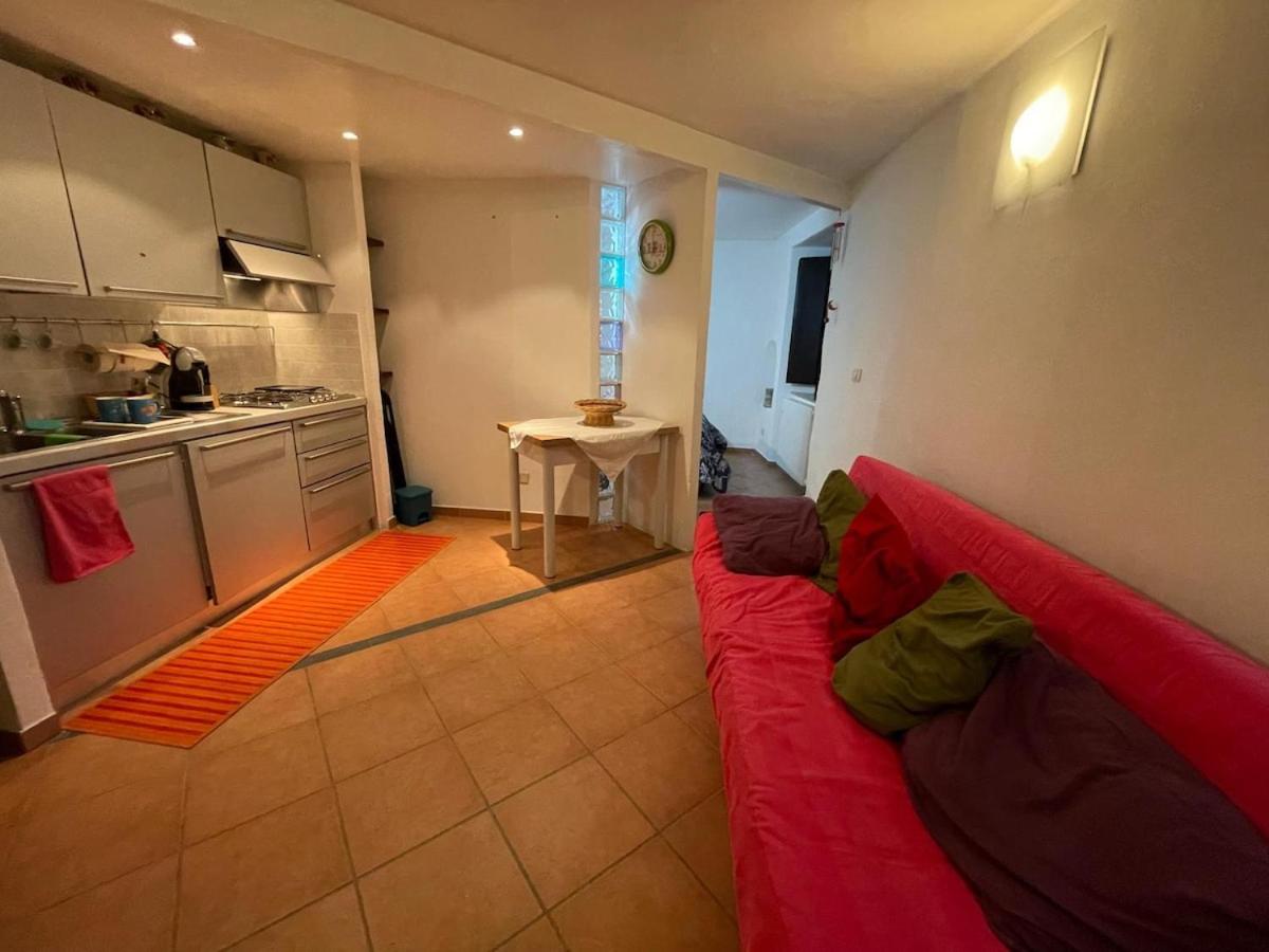 La casina nel centro storico di Castel del Piano - Housity